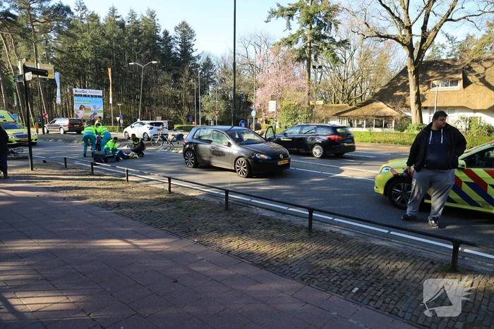 Fietsster ernstig gewond na aanrijding