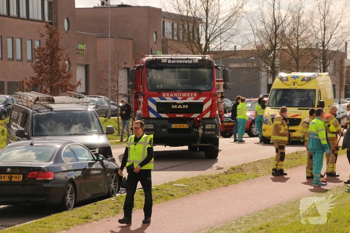 Vier voertuigen berokken bij aanrijding
