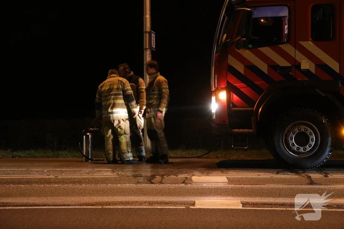 Onbekende vloeistof zorgt voor schoonmaakbeurt, N224