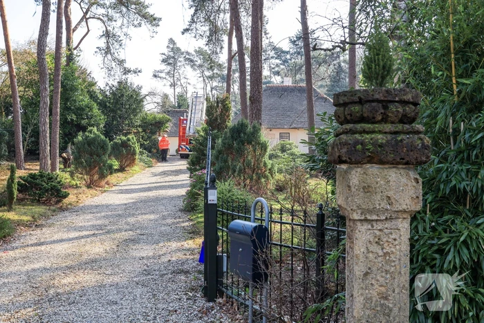 Brand op bovenverdieping villa