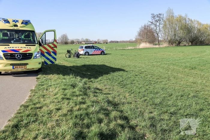 Jongeman gewond bij bermbrand