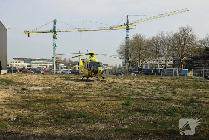 Persoon ernstig gewond op bouwplaats