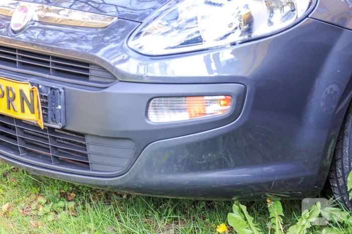 Schade bij kop-staartbotsing met drie auto's