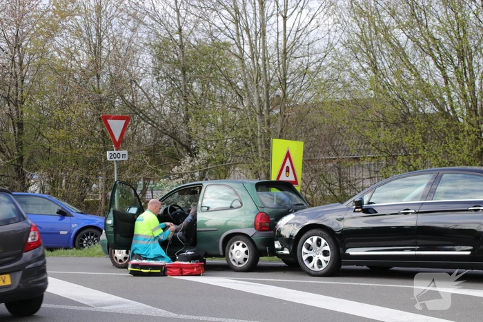 Gewonde bij kop-staart aanrijding