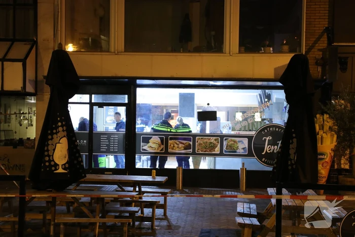 Twee gewonden bij overval cafetaria