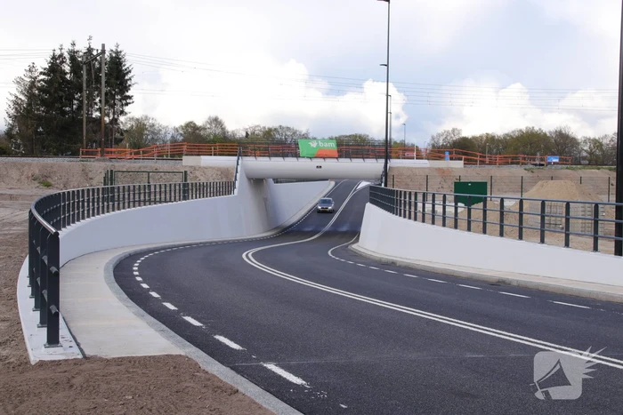 Autotunnel Voorpoort geopend voor gemotoriseerd verkeer