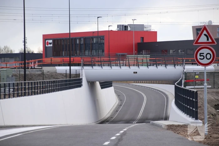 Autotunnel Voorpoort geopend voor gemotoriseerd verkeer