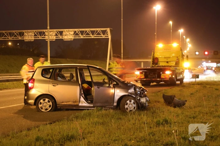 Auto zwaar beschadigd bij eenzijdig ongeval