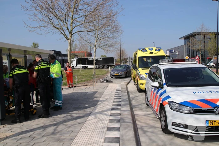 Scholier aangereden en gewond op gevaarlijke kruising