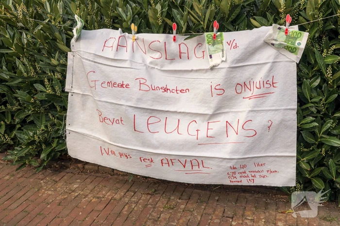 Demonstrant 'Bob' laat zich niet wegsturen