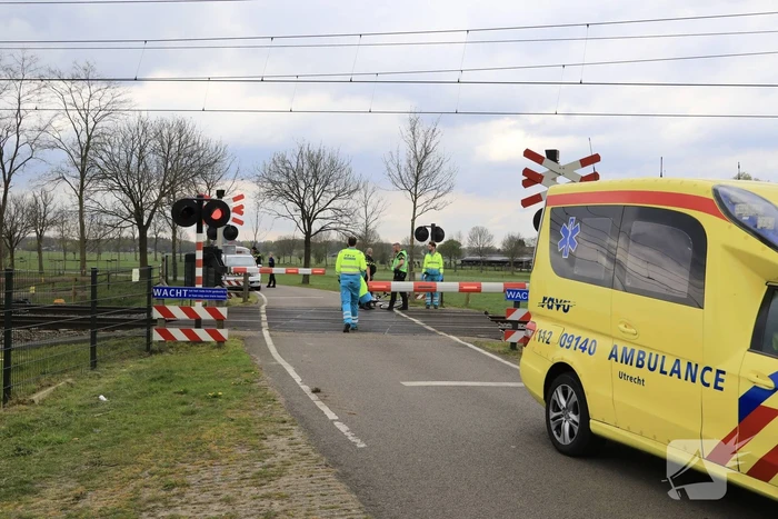 Schennispleger uit stilstaande trein gehaald en gearresteerd