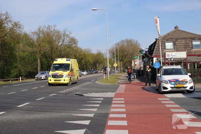 Motorrijder gewond na aanrijding met auto