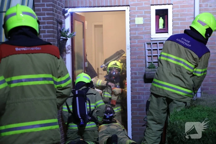 Buren rammelen bewoners wakker om brandalarm