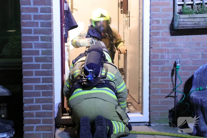 Buren rammelen bewoners wakker om brandalarm