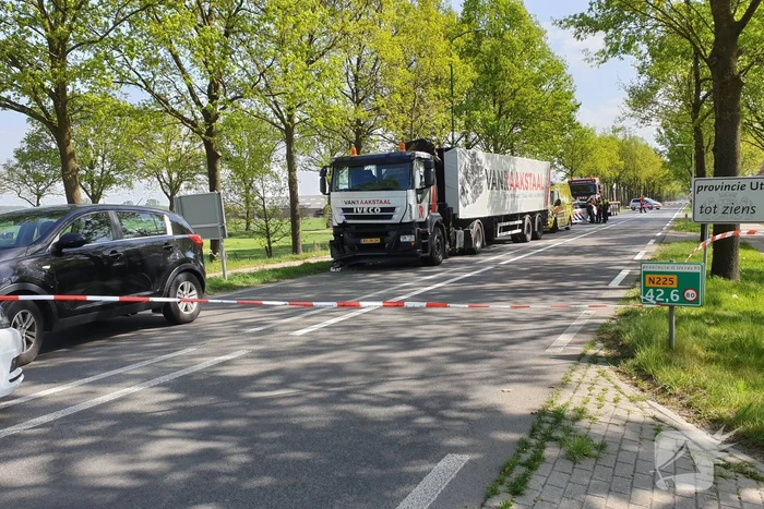Fietser overleden na aanrijding met vrachtwagen