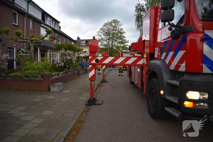 Brand in schoorsteen van woning