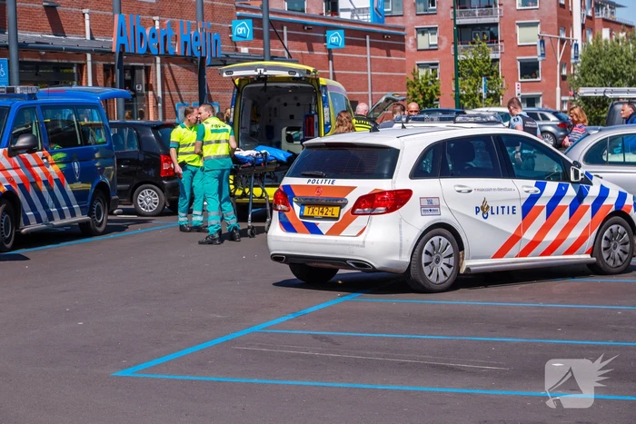 Automobiliste gewond op parkeerplaats