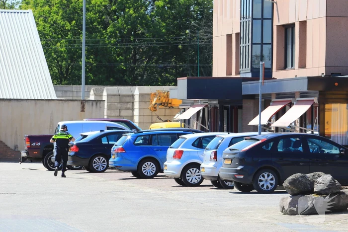 Politie doorzoekt vier locaties van afval- en grondbewerkingsbedrijf Vink