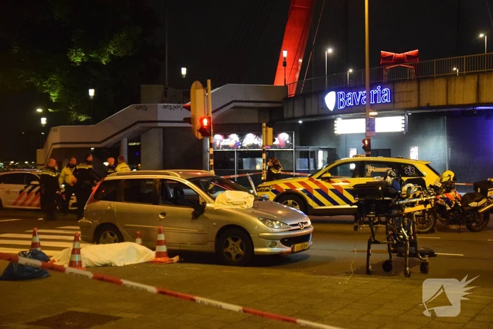 18-jarige bijrijder overleden na knal tegen paal