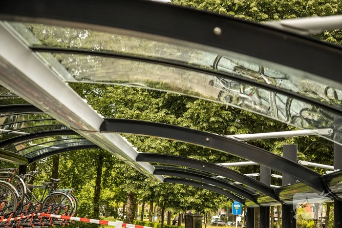 Getuigen gezocht vernieling fietsenstalling