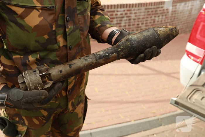 Magneetvisser vist bazooka op
