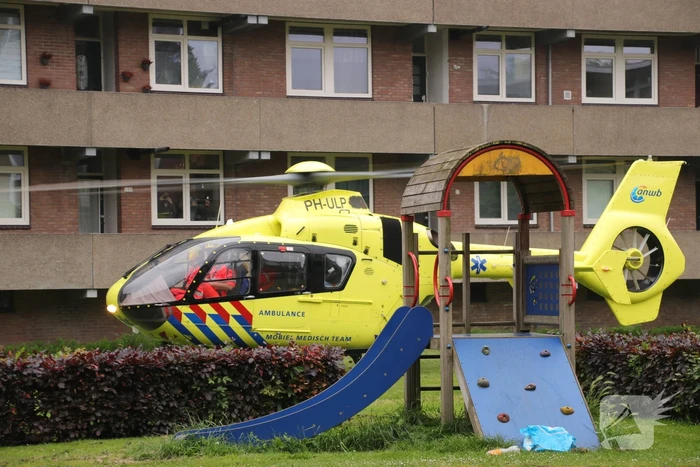 Vrouw raakt gewond na val van trap
