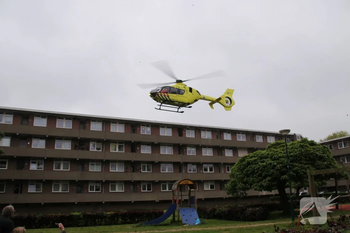 Vrouw raakt gewond na val van trap