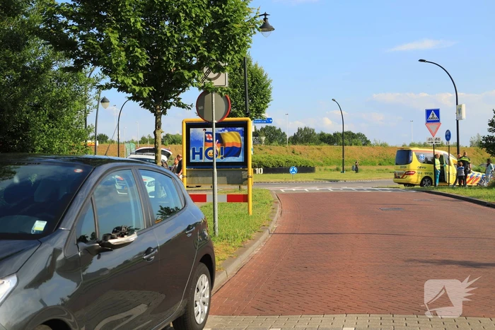 Wielrenner gewond na botsing met auto