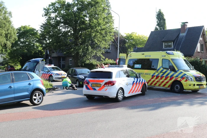Mountainbiker gewond na botsing met auto