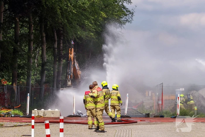 Enorme gaslekkkage op bouwplaats