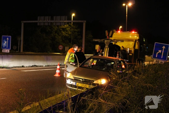 Opnieuw auto uit de bocht gevlogen