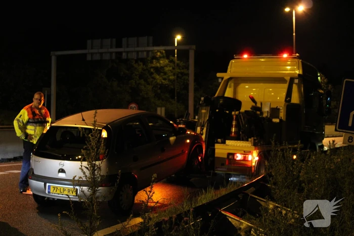 Opnieuw auto uit de bocht gevlogen