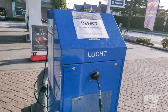 Vandalen vernielen bandenpomp