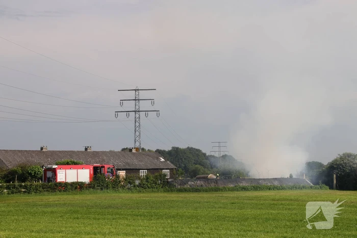 Schuur verwoest door brand