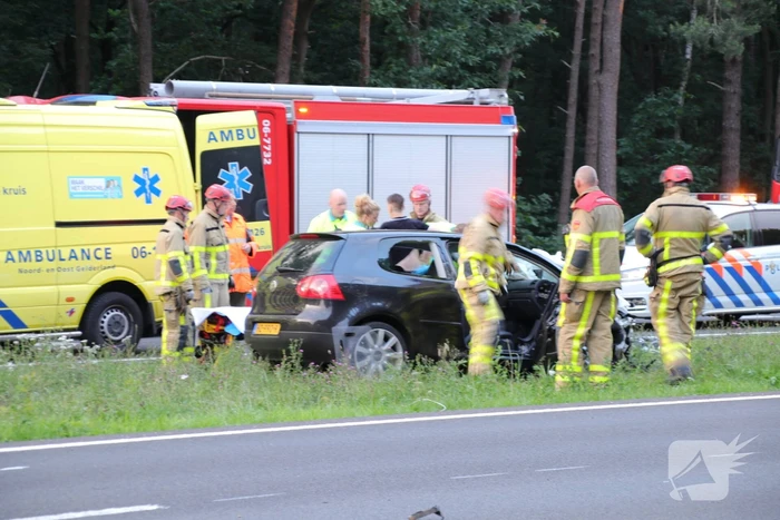 Zeer ernstige ongeval tussen twee voertuigen