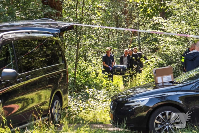Stoffelijk overschot aangetroffen in bos