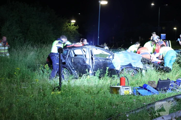 Bestuurder zwaargewond na lancering