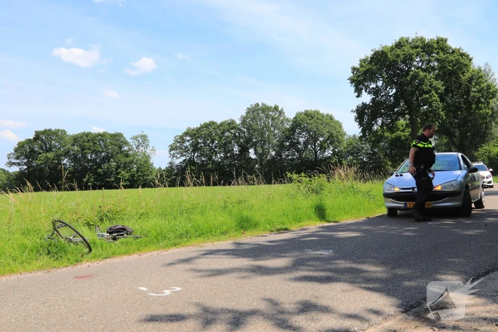 Fietsster ernstig gewond