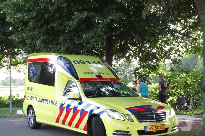 Auto uit de bocht gevlogen