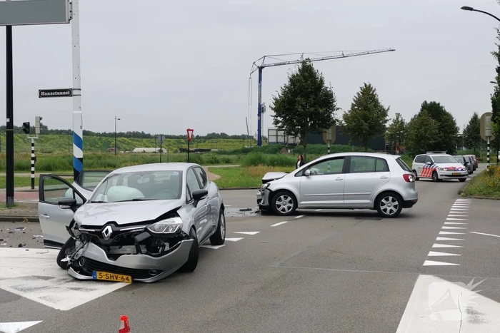 Veel schade bij aanrijding