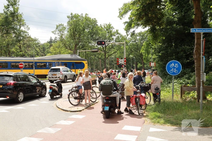 Geen treinen door aanrijding met persoon