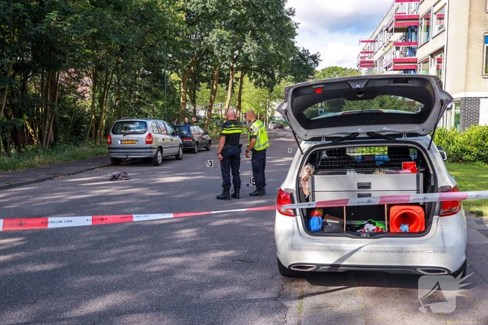 37-jarige voetganger ernstig gewond na aanrijding