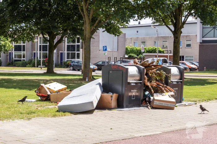 Afvaldumping loopt de spuigaten uit