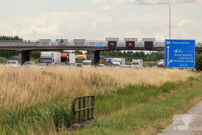 Snelweg afgesloten na ongeval
