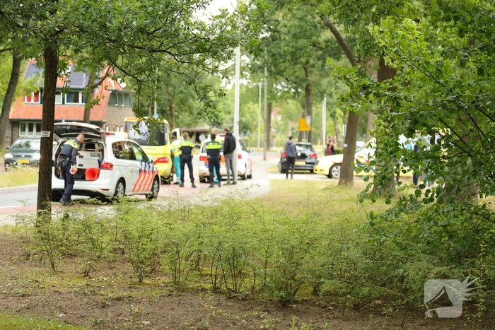 Twee personen op scooter gewond na ongeval