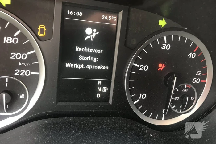 Automobilist gewond na ongeval