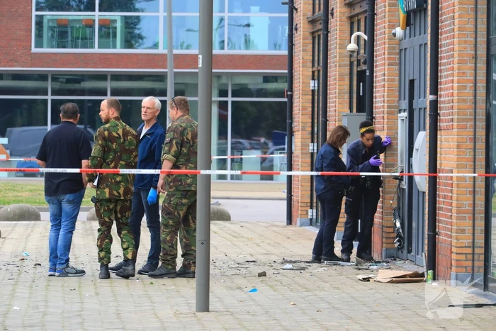 Plofkraak ABN AMRO pinautomaat