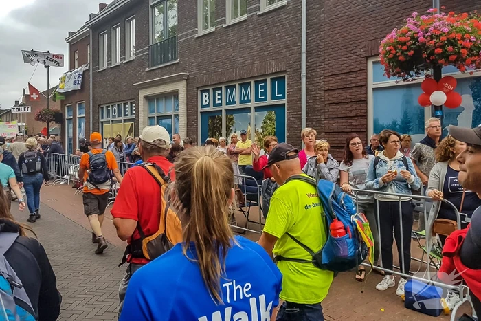 103e Vierdaagse van Nijmegen van start gegaan