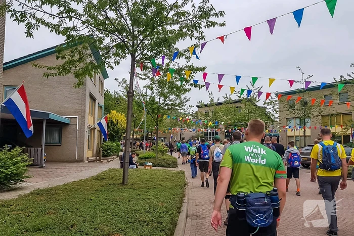 103e Vierdaagse van Nijmegen van start gegaan
