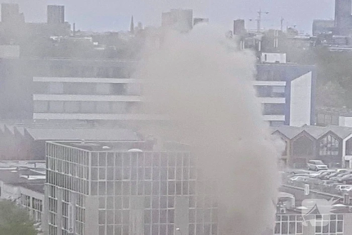Grote brand in kantoorpand
